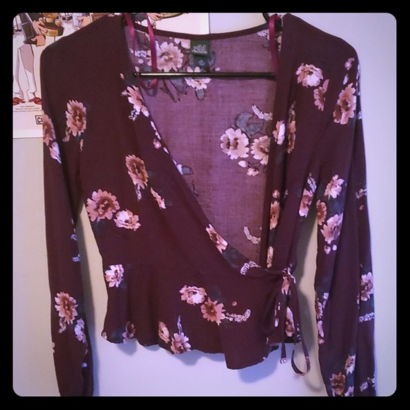 Long sleeve crop top wrap shirt - Picture 1 of 3